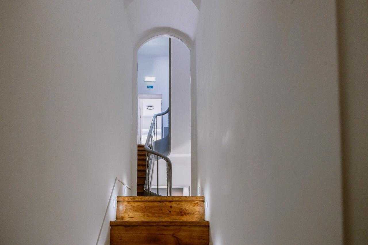 The Lx Hill Hostal Lisboa
